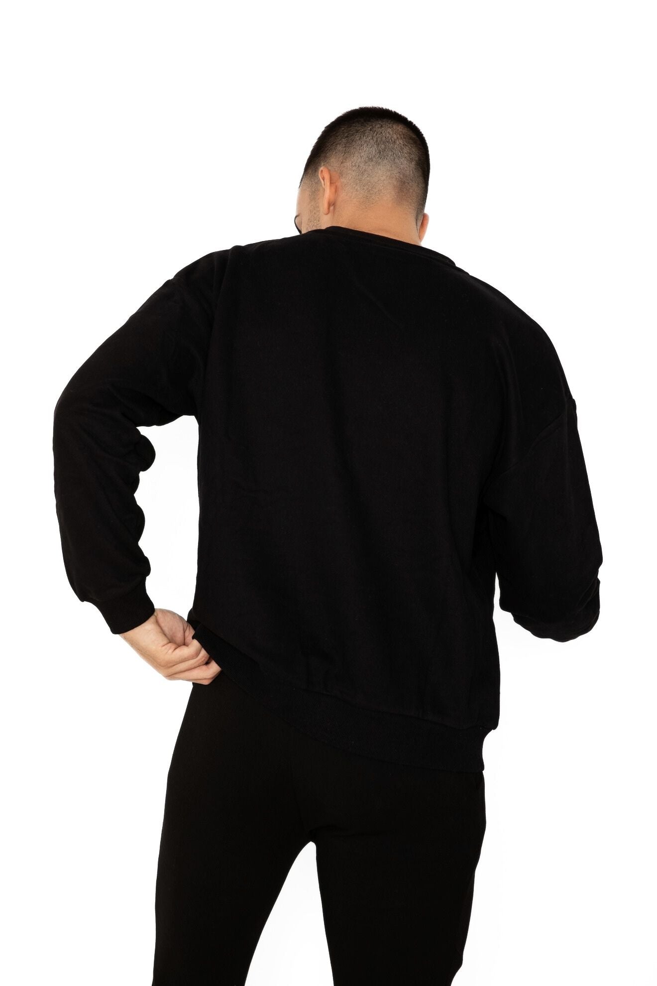 Off-Duty Crew Neck - Black